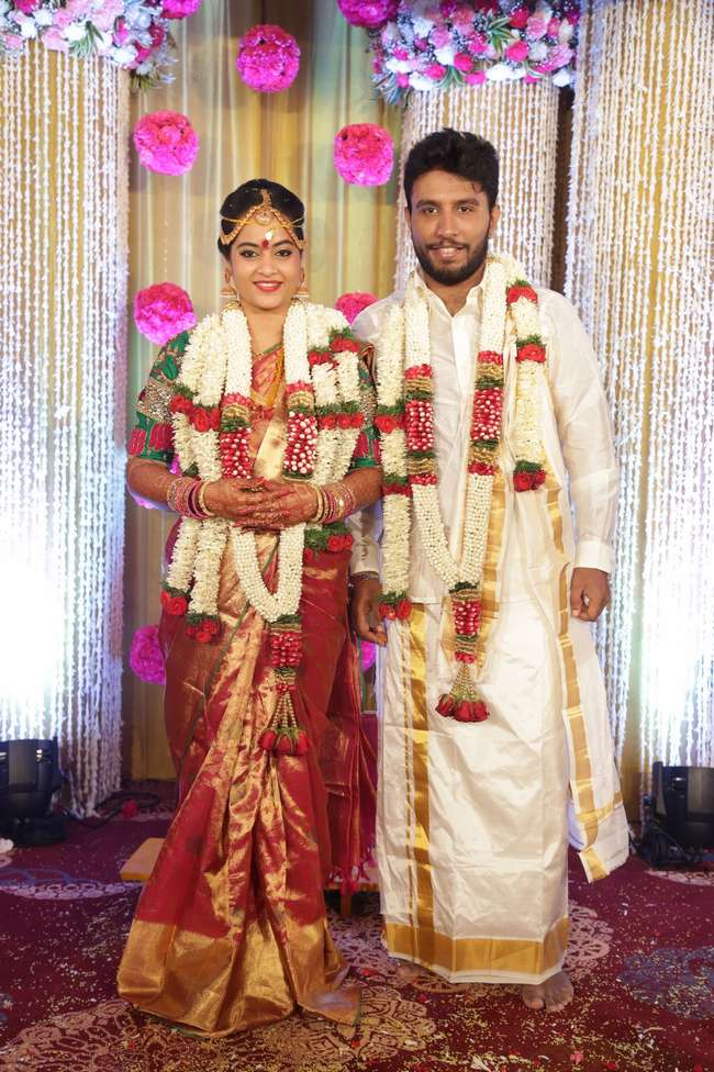 Actress Suja Varunee weds Actor Sivakumar Marriage Stills